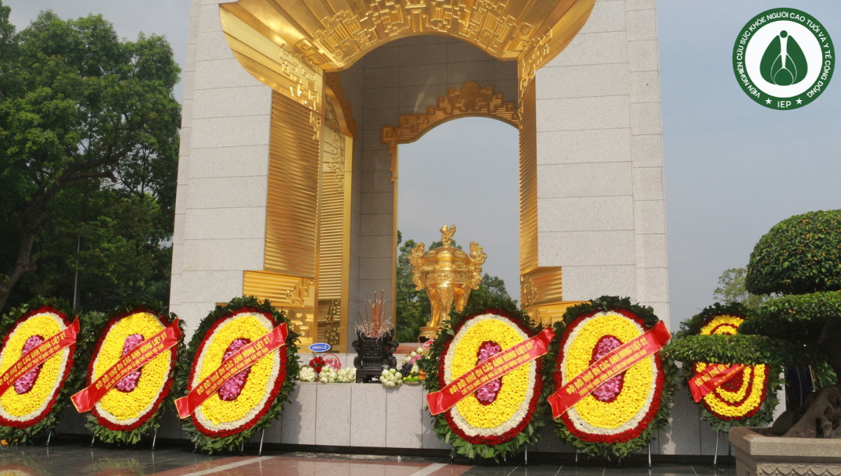 Những lãng hoa thay cho lòng biết ơn gửi đến các anh hùng liệt sĩ Việt Nam